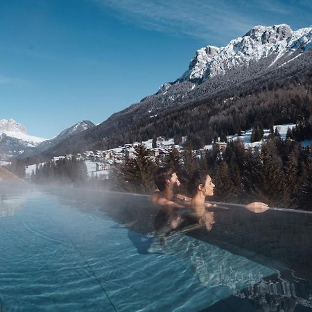 Latemar - Hotel Suites Spa Сорага Экстерьер фото